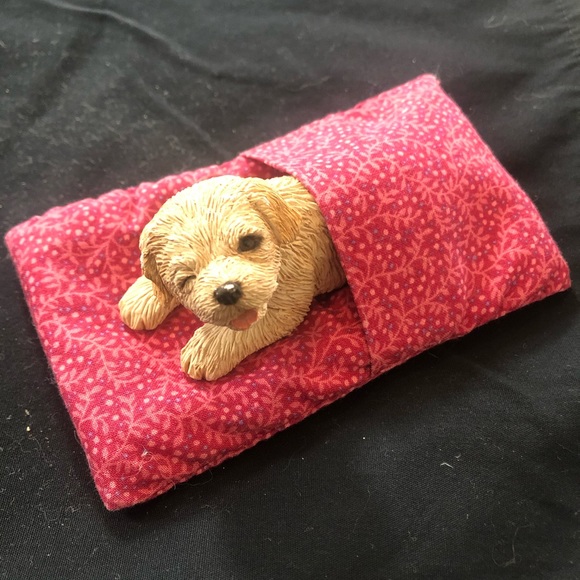 Sandicast Winking Golden Retriever - Picture 1 of 4